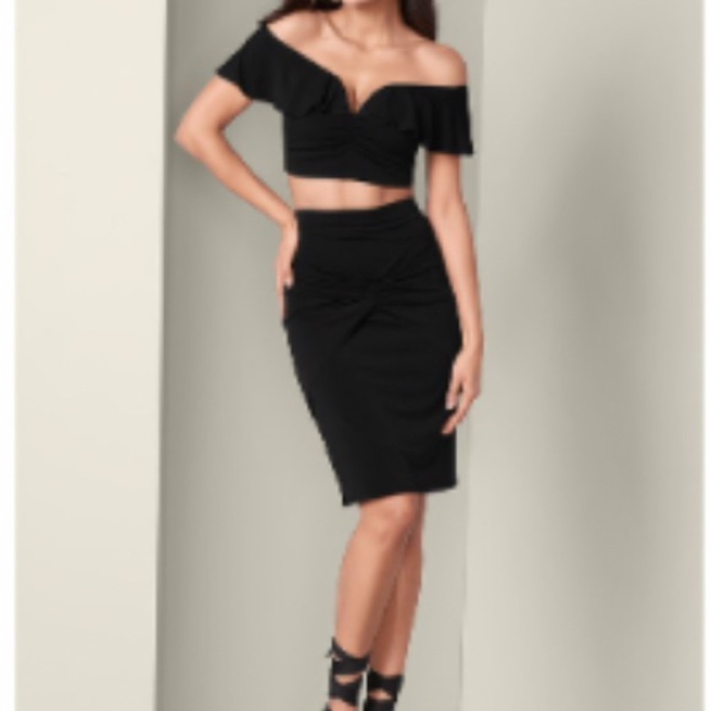 VENUS Black Off-Shoulder 2 piece set